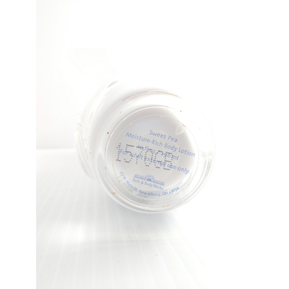 Vintage Bath And Body Works Sweet Pea 10oz Body lotion Glass Bottle‎ - Picture 8 of 10